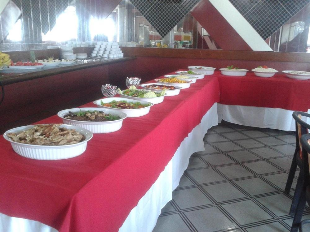 Feira Palace Hotel Feira de Santana Kültér fotó